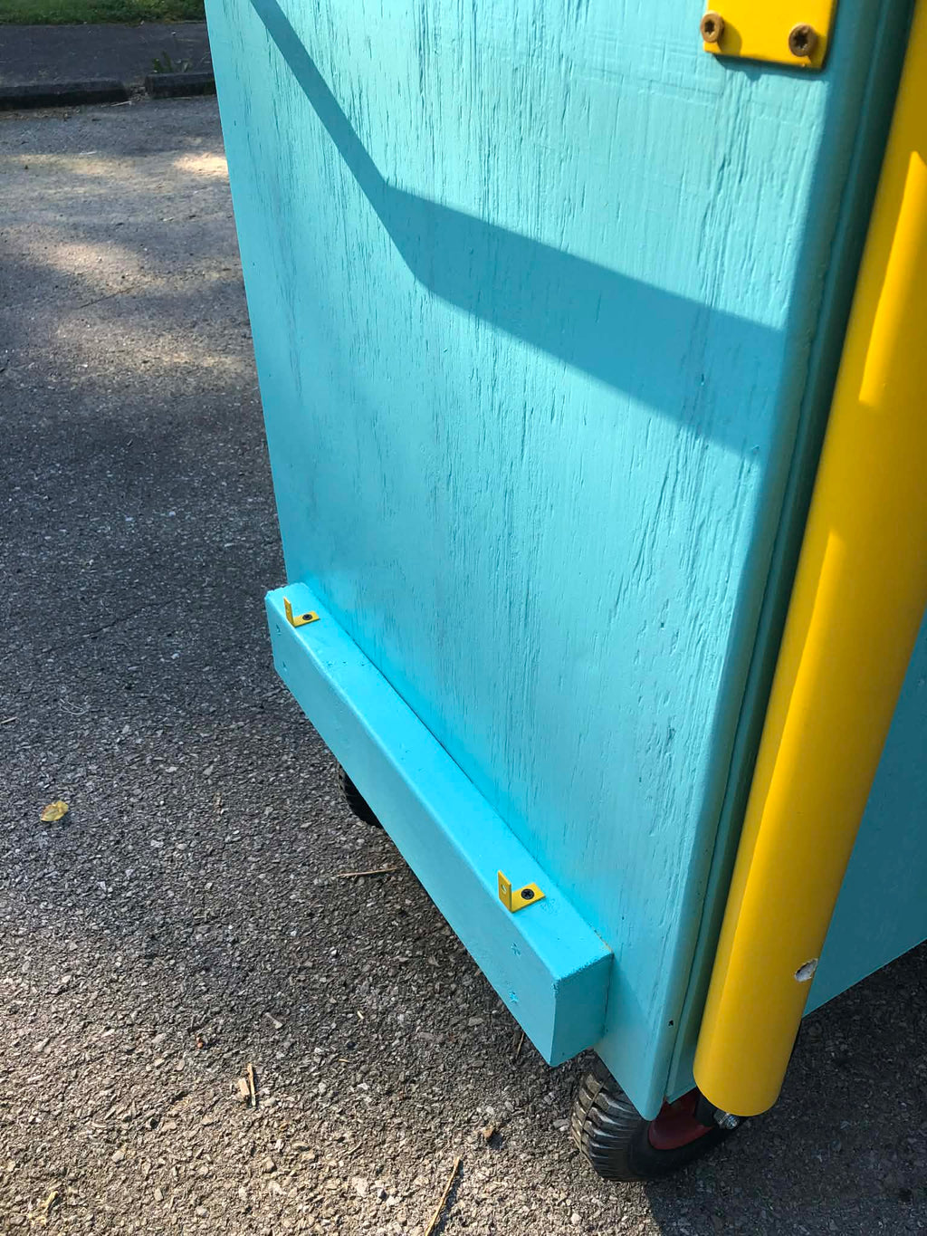 Customized Lemonade Stand