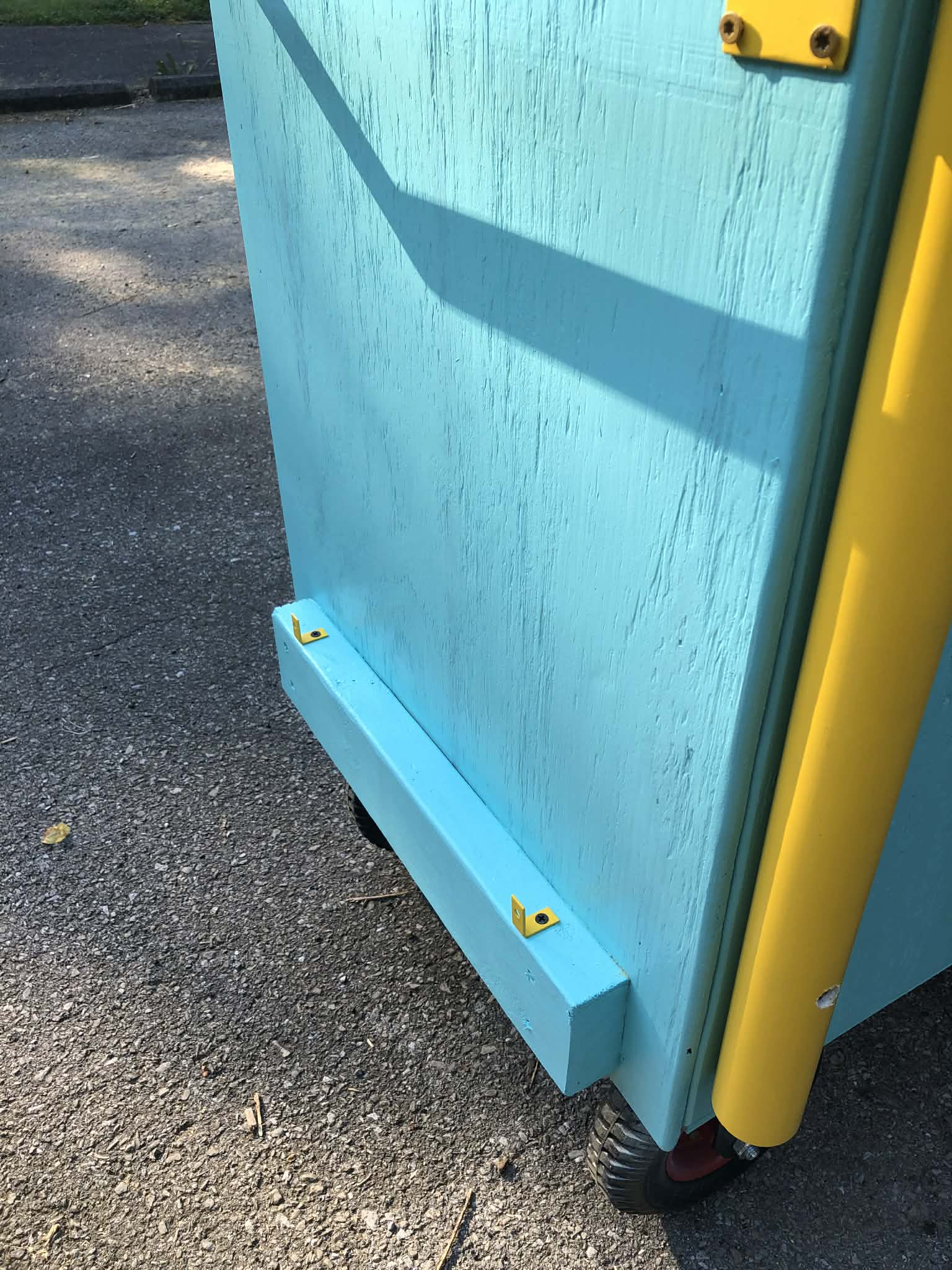 Customized Lemonade Stand